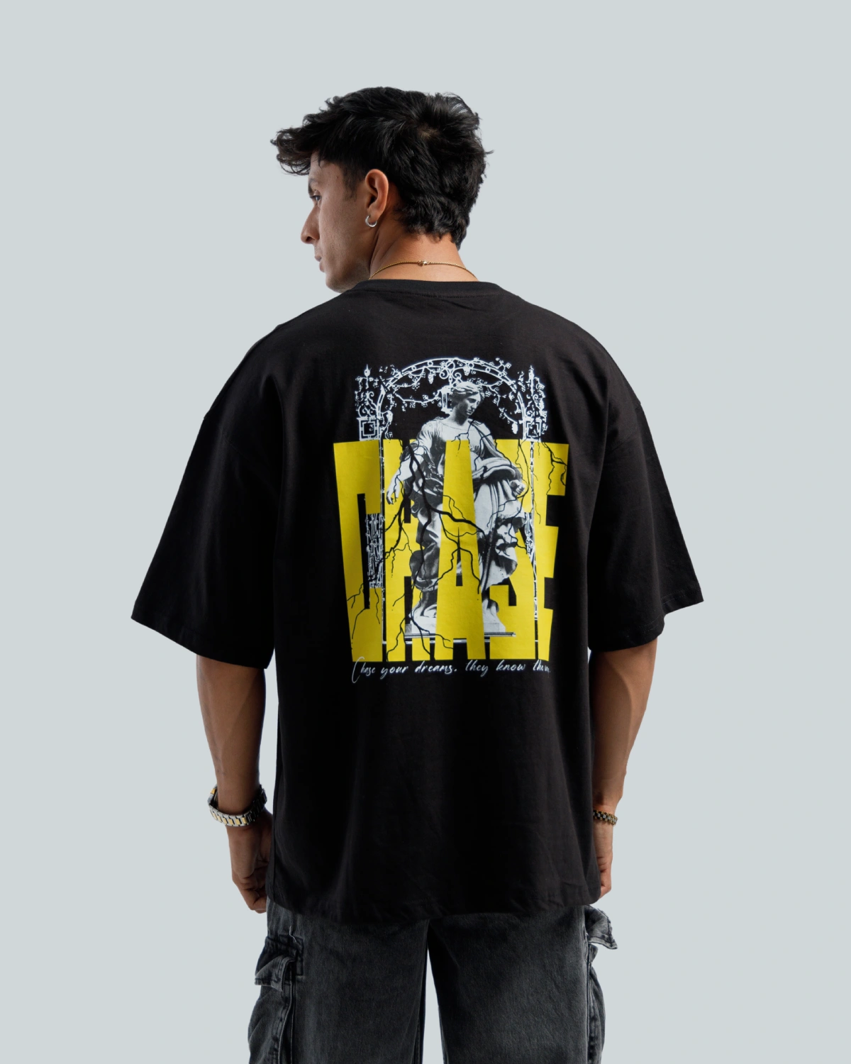 Chase Oversized Graphic Tee – Black